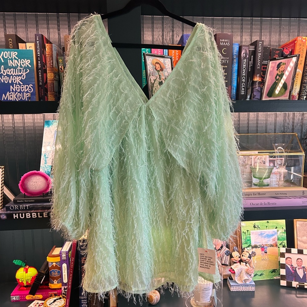✨NWT✨ ASOS Design V Neck Batwing Minidress In Fluffy Green Pop